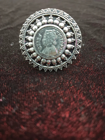 925 Sterling Silver Antique Polish Cocktail Ginni Ring Best for Party and Casual