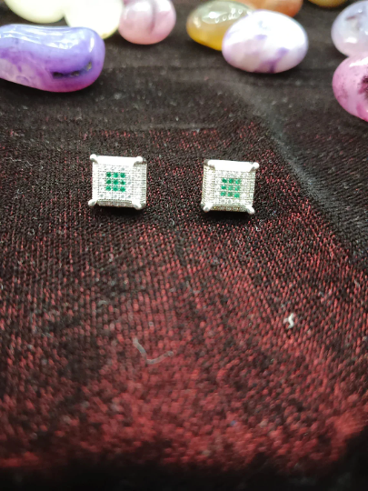 Exquisite 925 Sterling Silver Handmade CZ Stud Earrings for Her with Green Imitation Stones
