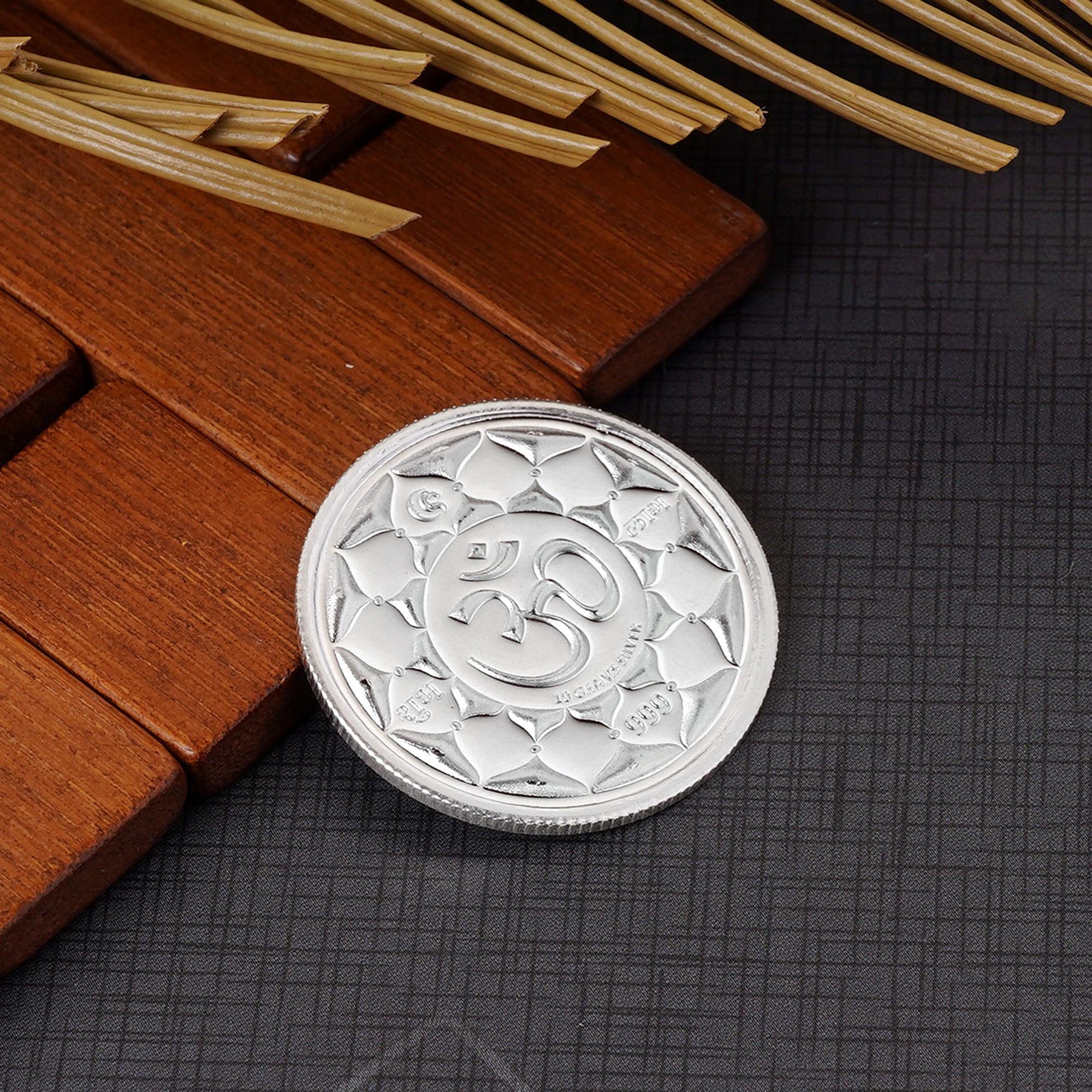 100% Pure Solid Silver Shri Ram Darbar/Bhagwan Ram Coin with 'Om' Engraving
