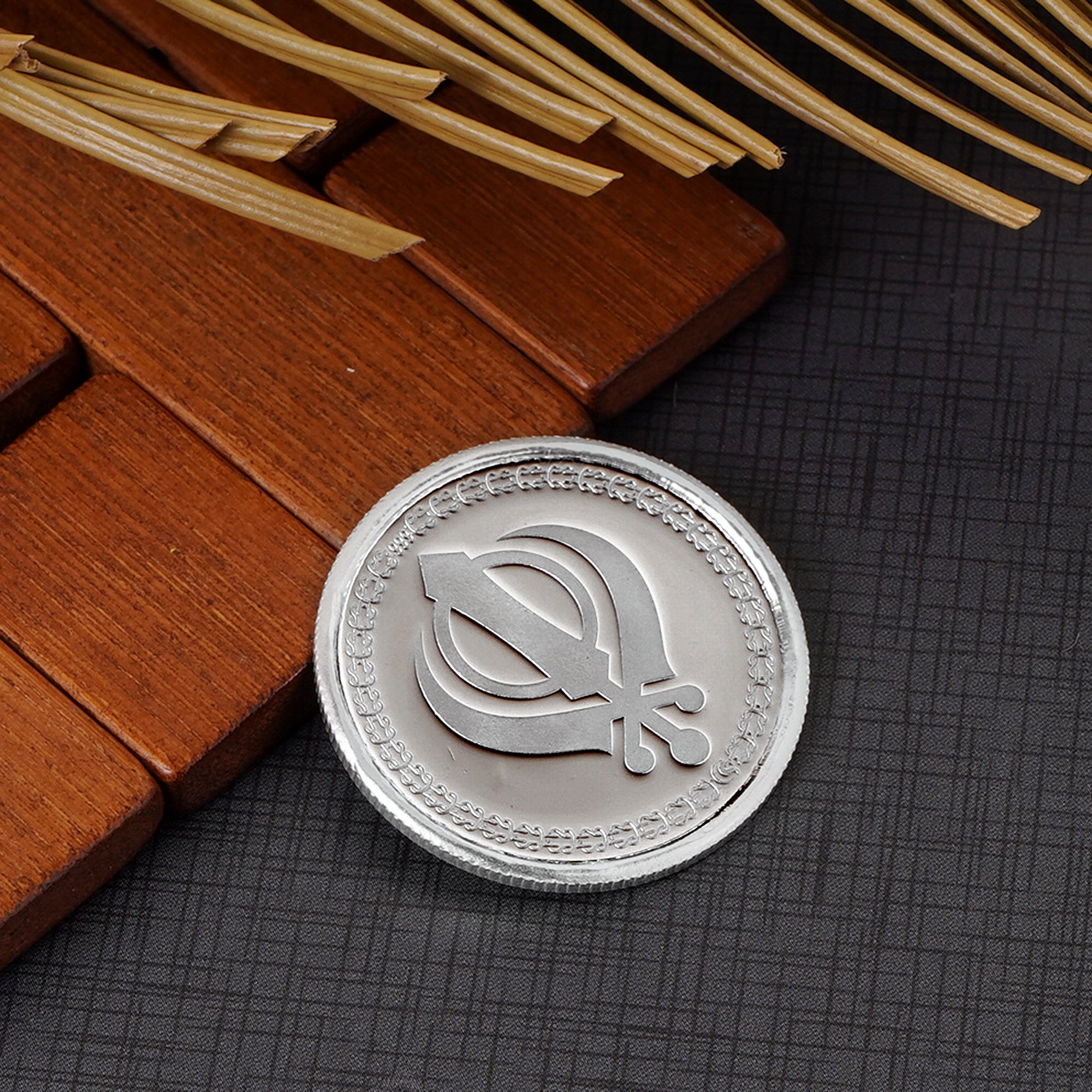 100% Pure Solid Silver Guru Nanak Ji Coin with Shri Khanda Sahib on Reverse