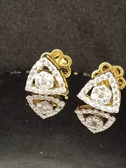 Natural Ceritified Diamond Women's Earrings Handmade Stud Earrings 18kt Yellow