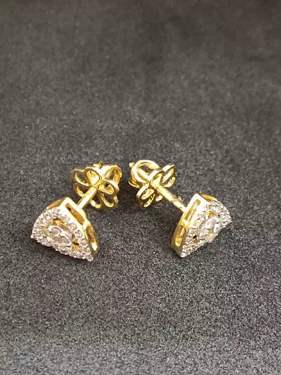 Natural Ceritified Diamond Women's Earrings Handmade Stud Earrings 18kt Yellow