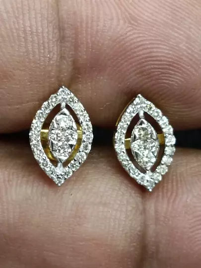 Natural Ceritified Diamond Women's Earrings Handmade Stud Earrings 18kt Yellow